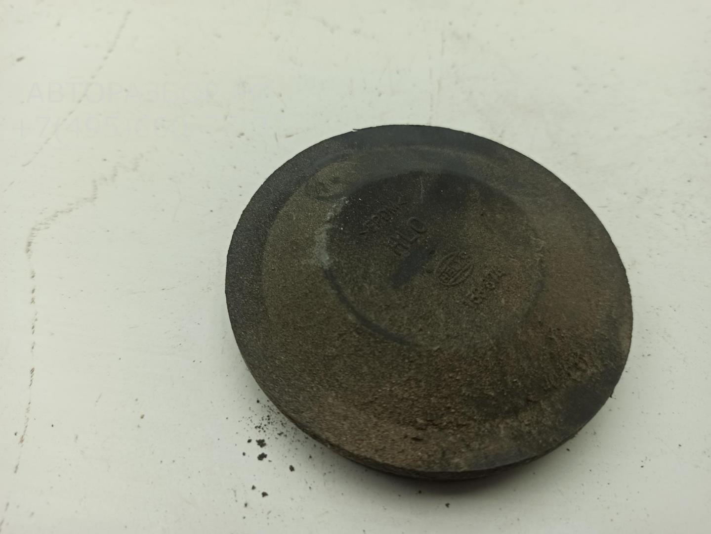 Крышка фары левой