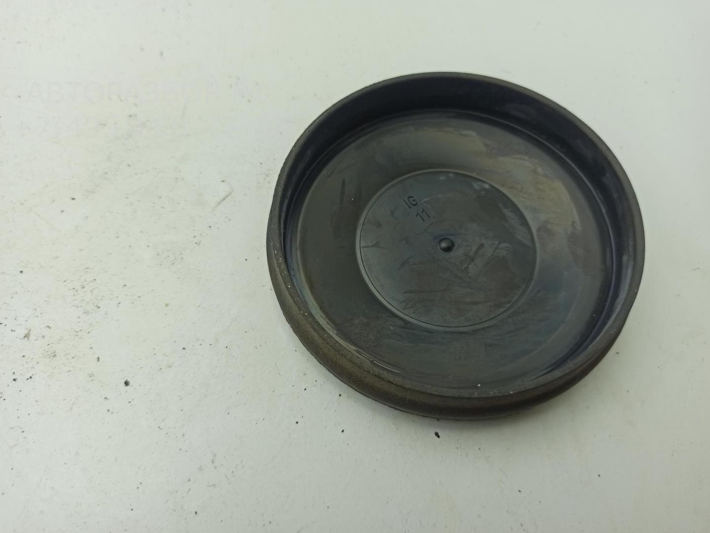 Крышка фары левой