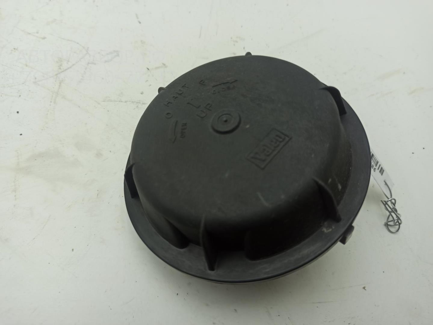 Крышка фары левой