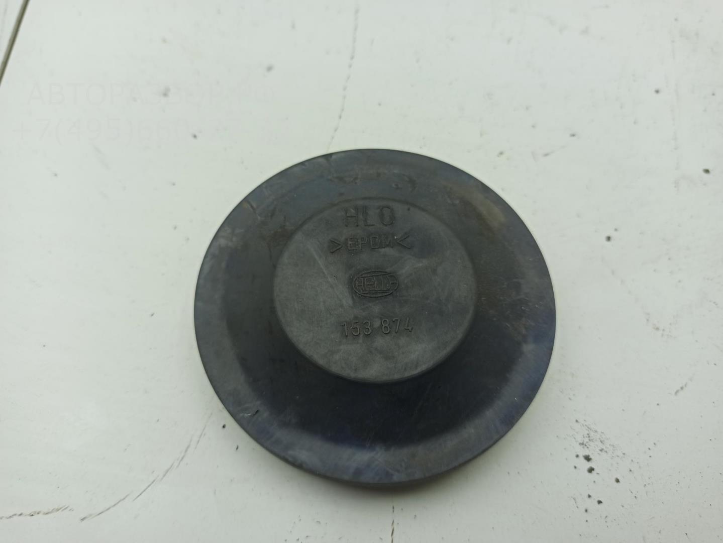 Крышка фары левой