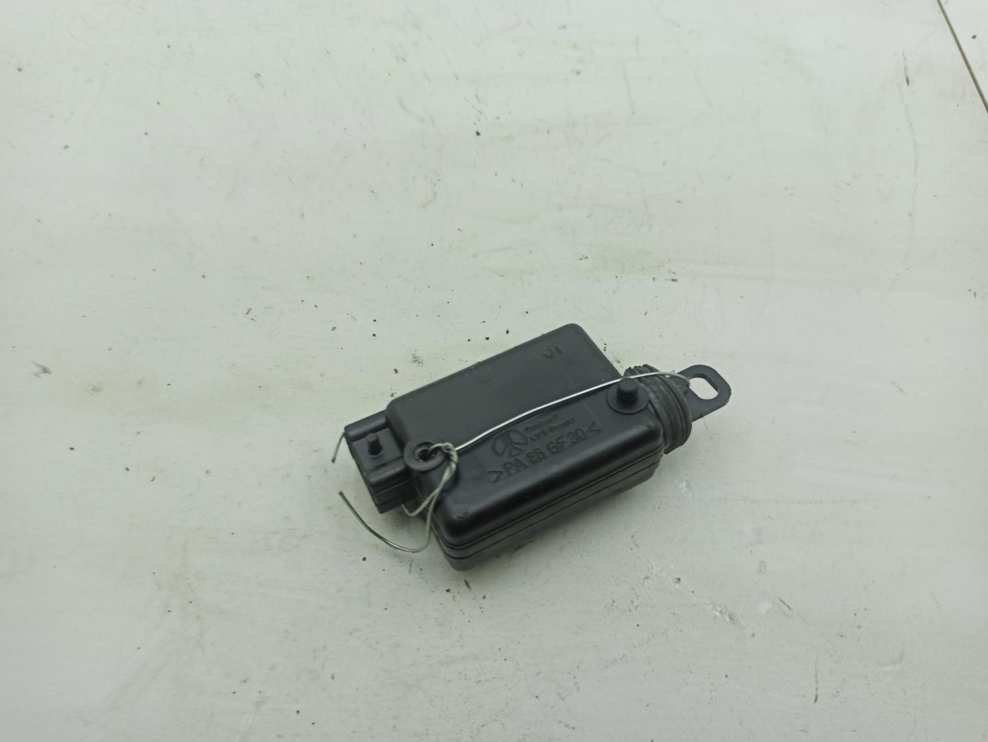 Активатор замка двери