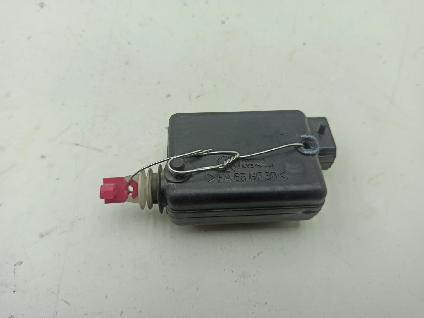 Активатор замка багажника