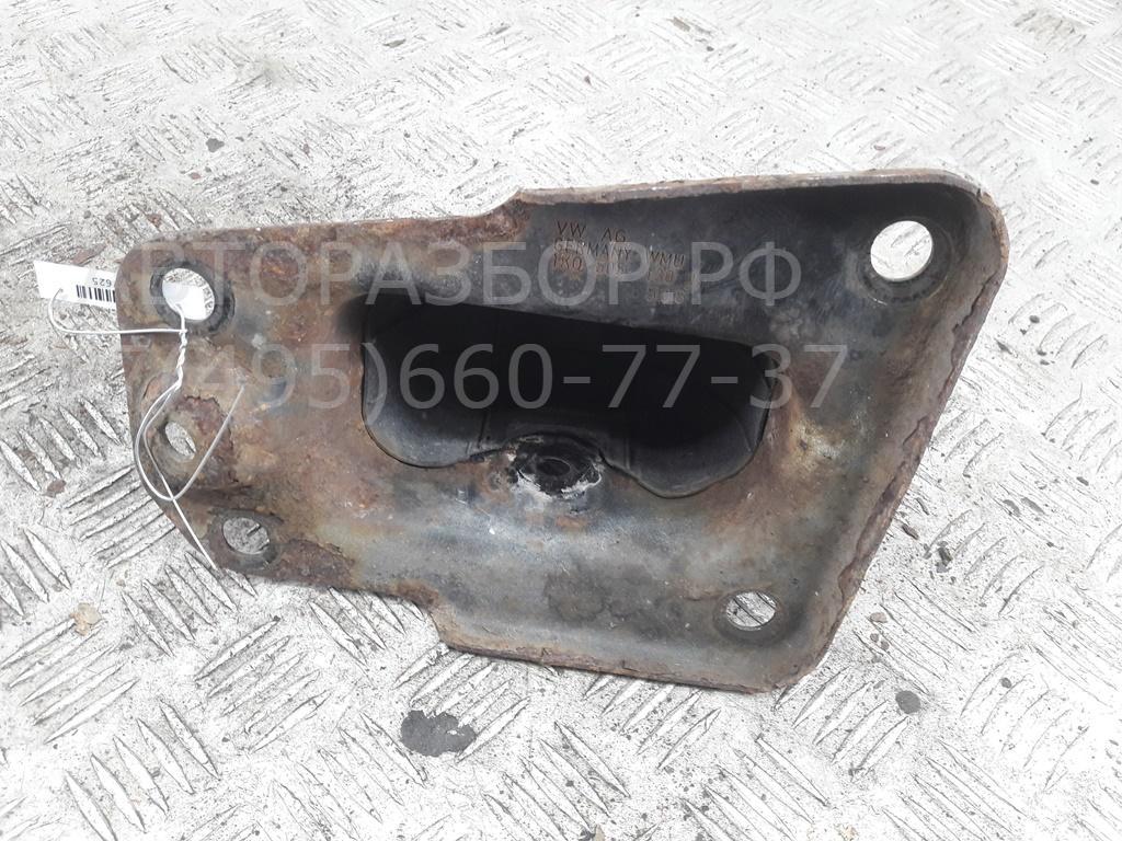 Кронштейн (сопут. товар)