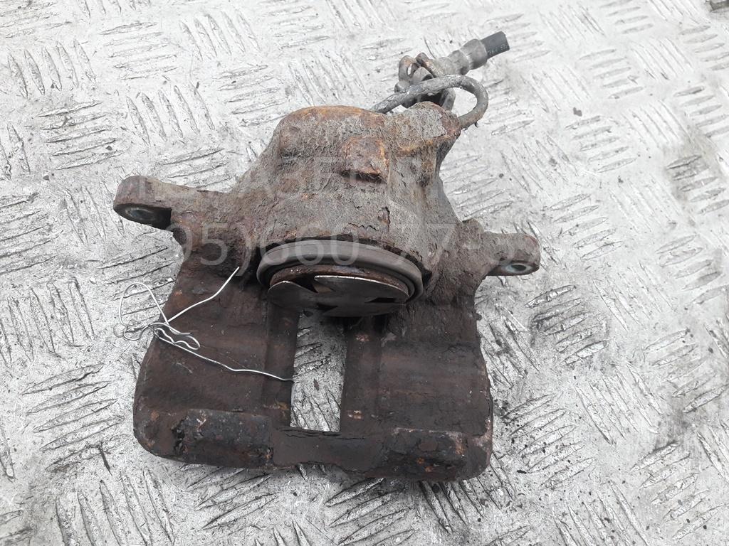 Суппорт передний правый