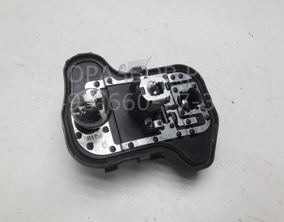 Плата заднего фонаря правого