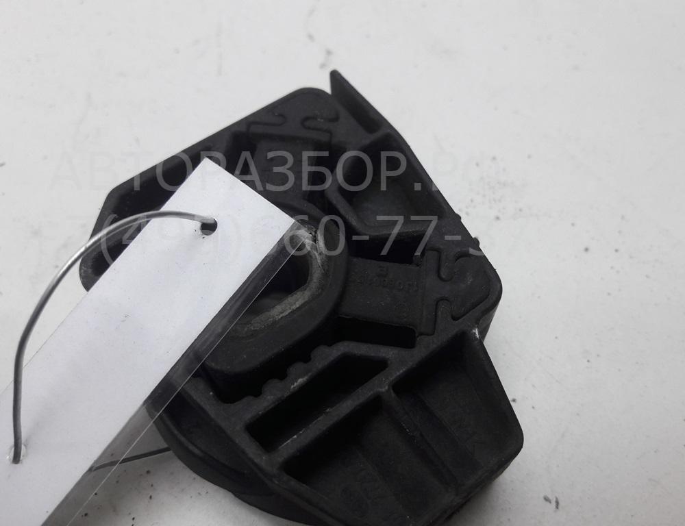 Кронштейн радиатора