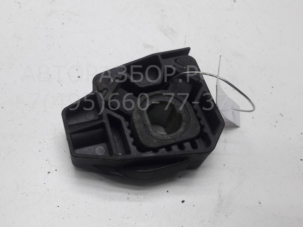 Кронштейн радиатора