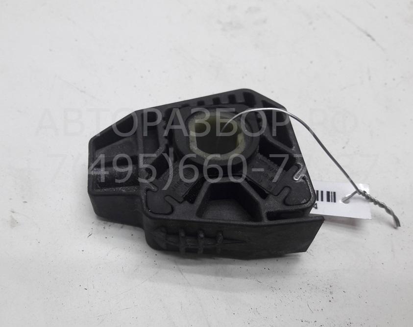 Кронштейн радиатора