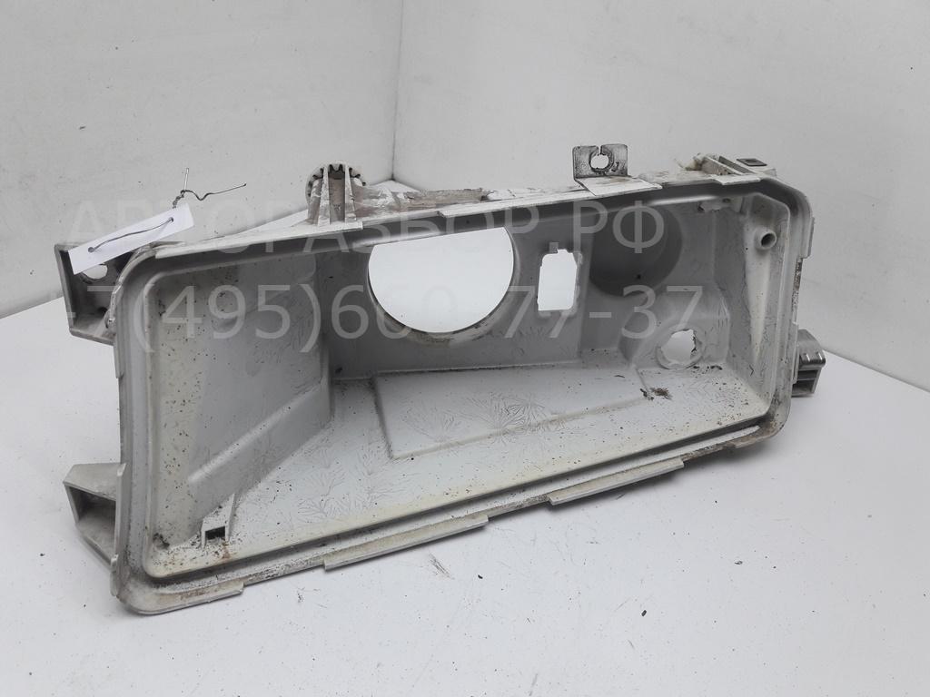 Крепеж фары