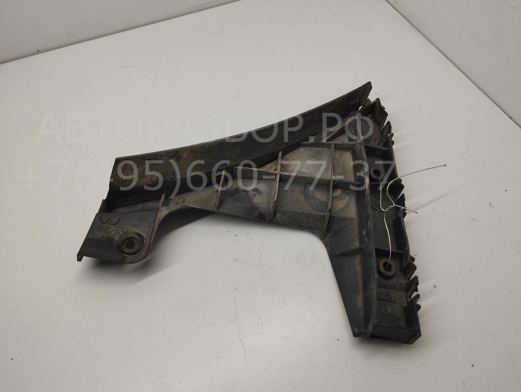 Кронштейн заднего бампера