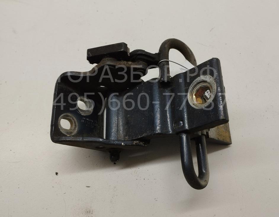 Петля двери