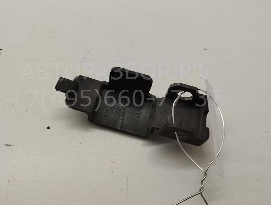 Кронштейн радиатора