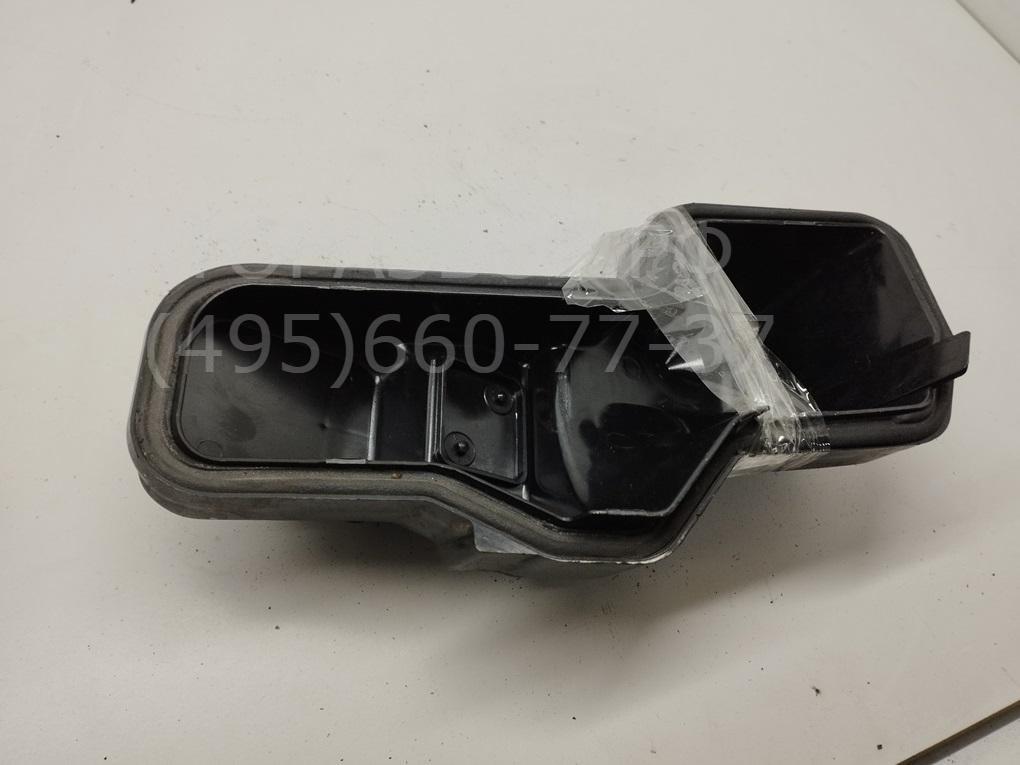 Крышка фары левой