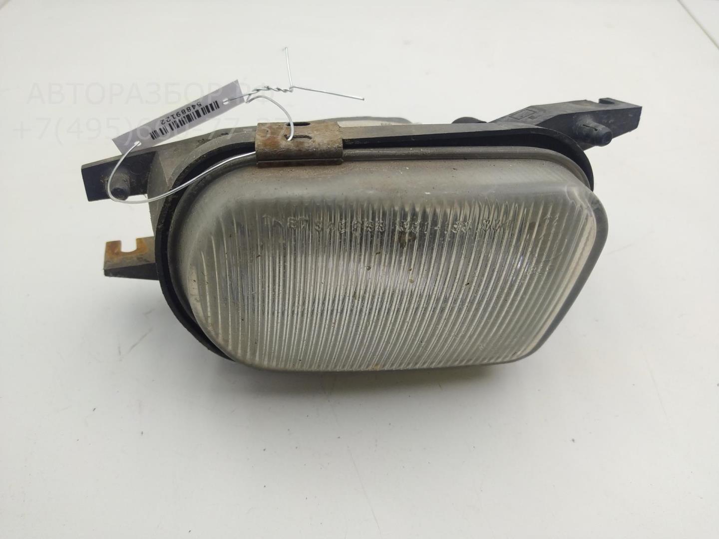 Фара противотуманная правая