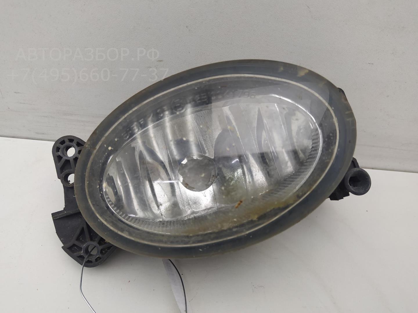 Фара противотуманная правая