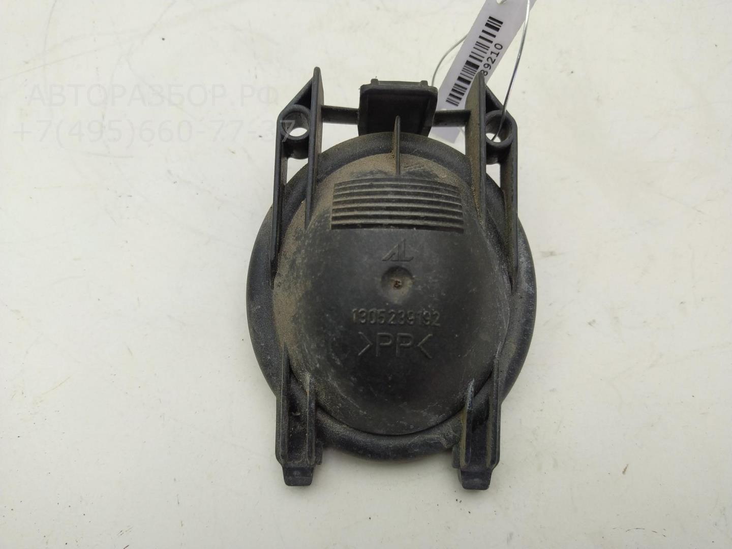 Крышка фары левой