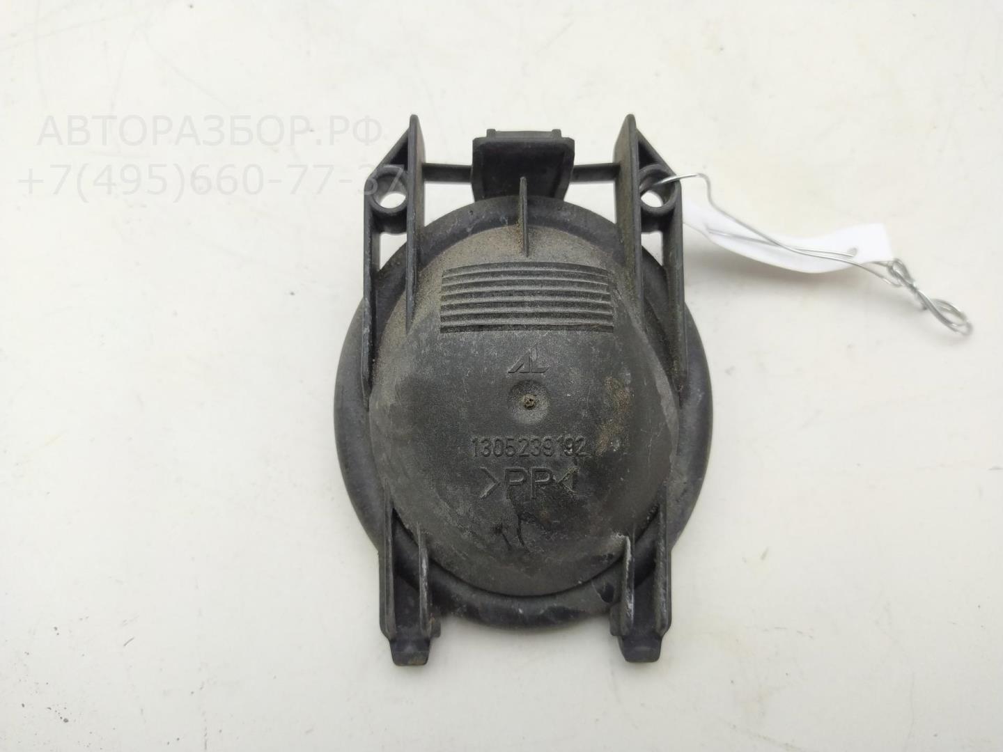 Крышка фары левой