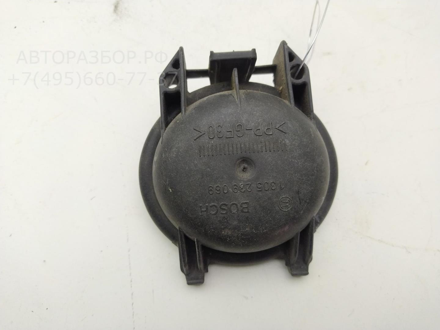 Крышка фары левой