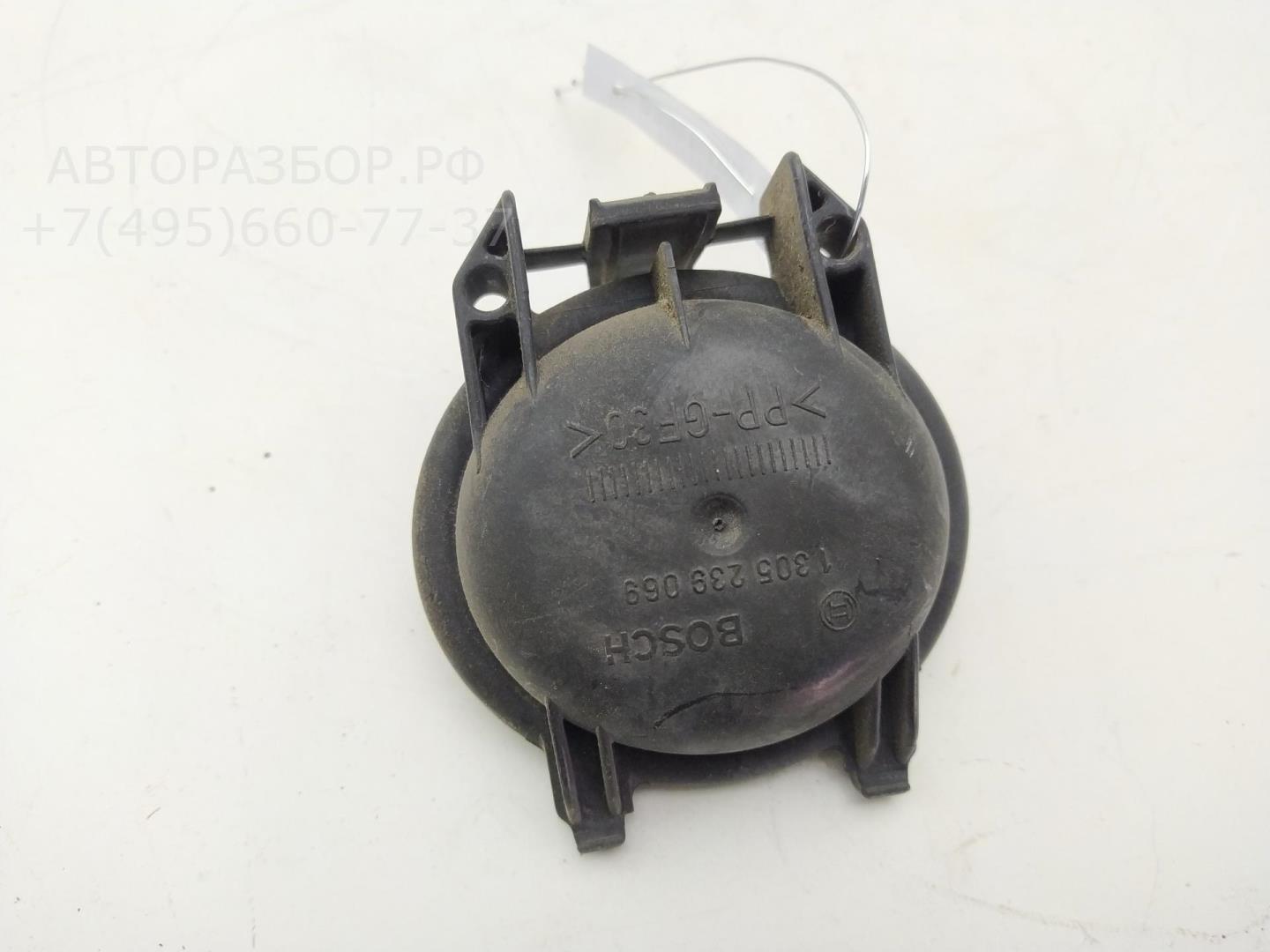 Крышка фары левой