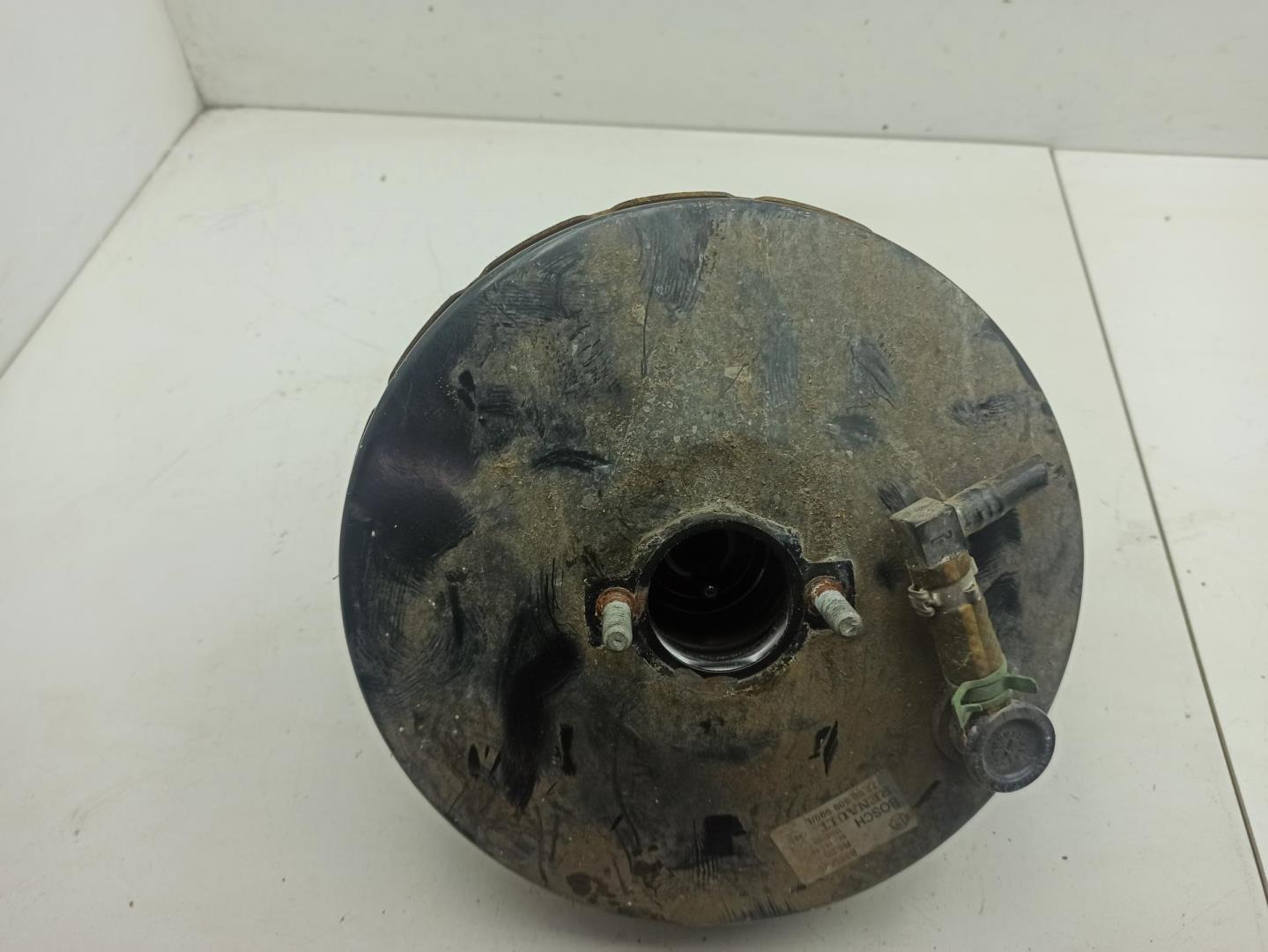 Усилитель тормозов вакуумный