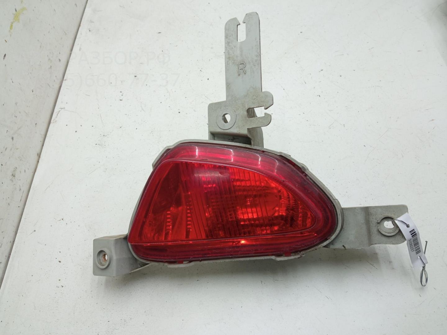 Фонарь задний в бампер правый