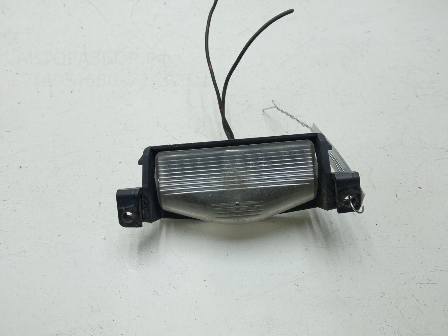 Фонарь подсветки номера