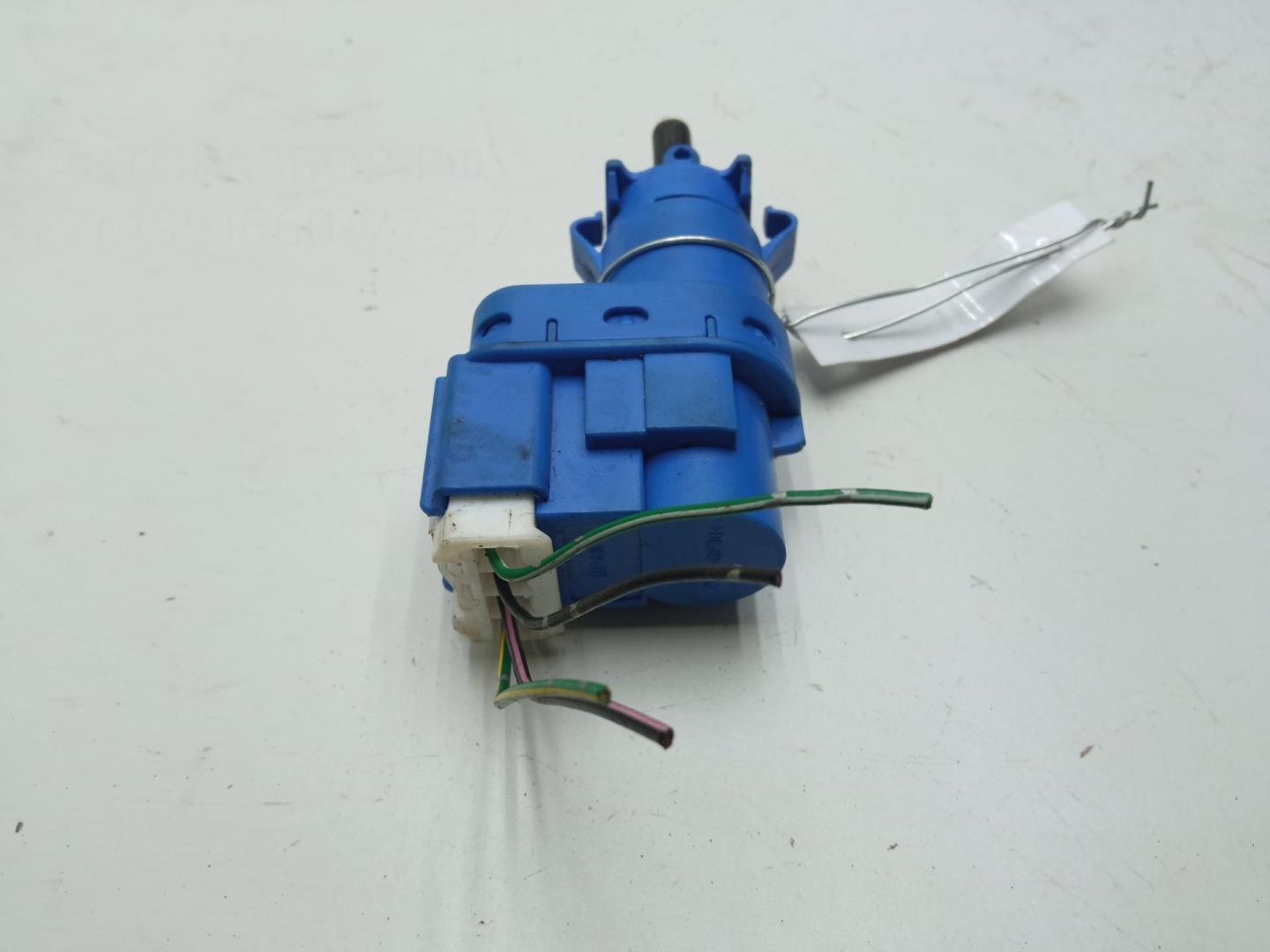 Датчик включения стопсигнала