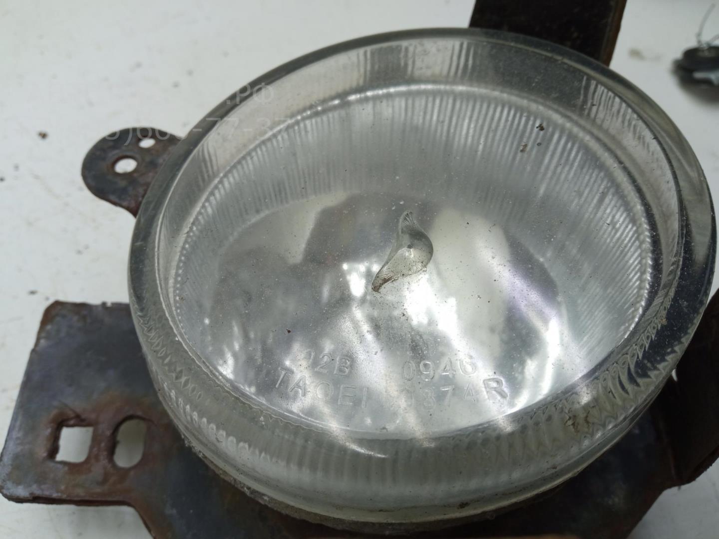 Фара противотуманная правая