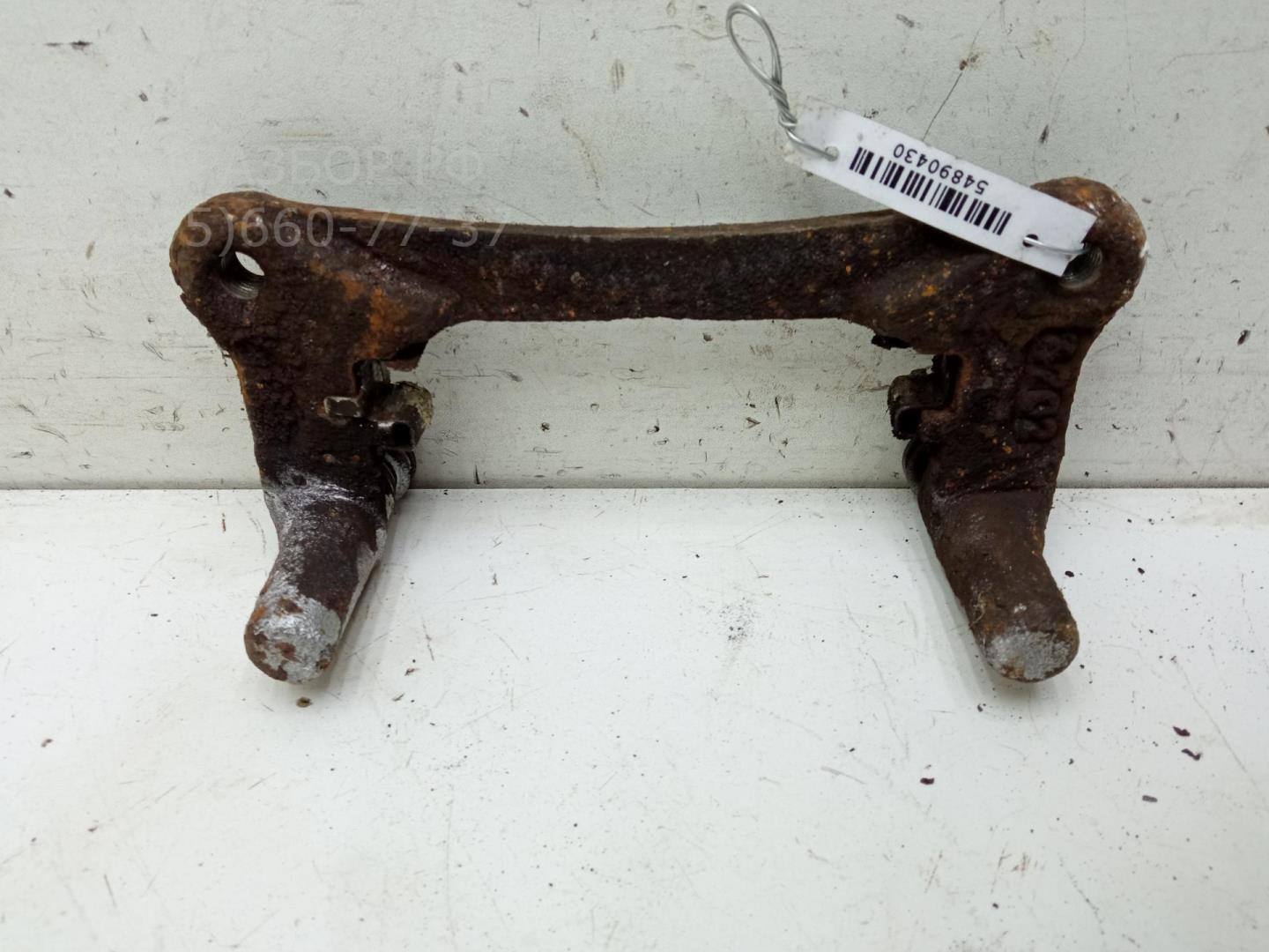 Скоба суппорта заднего