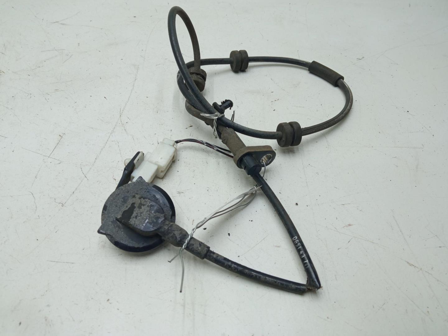 Датчик ABS задний