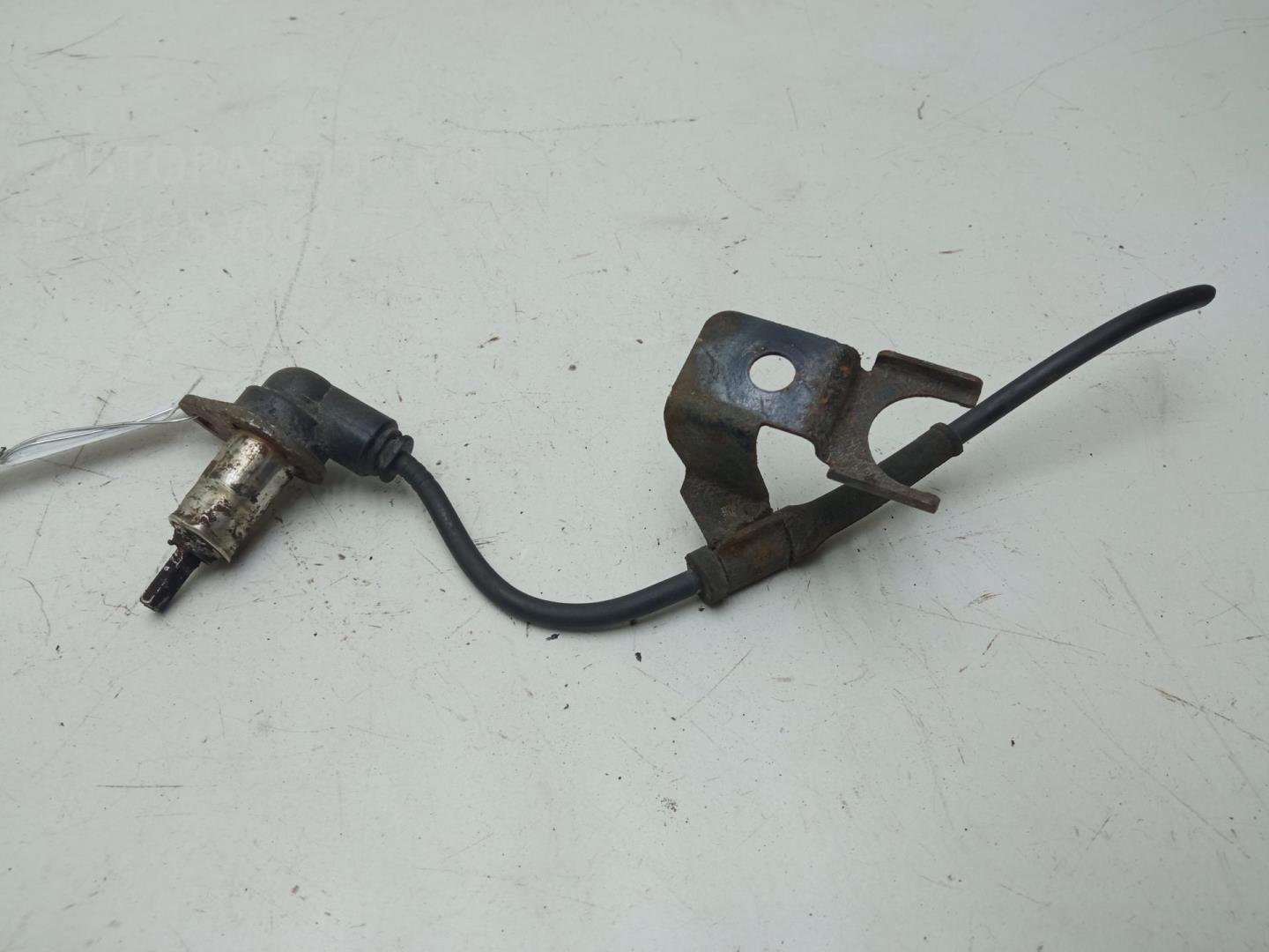 Датчик ABS задний