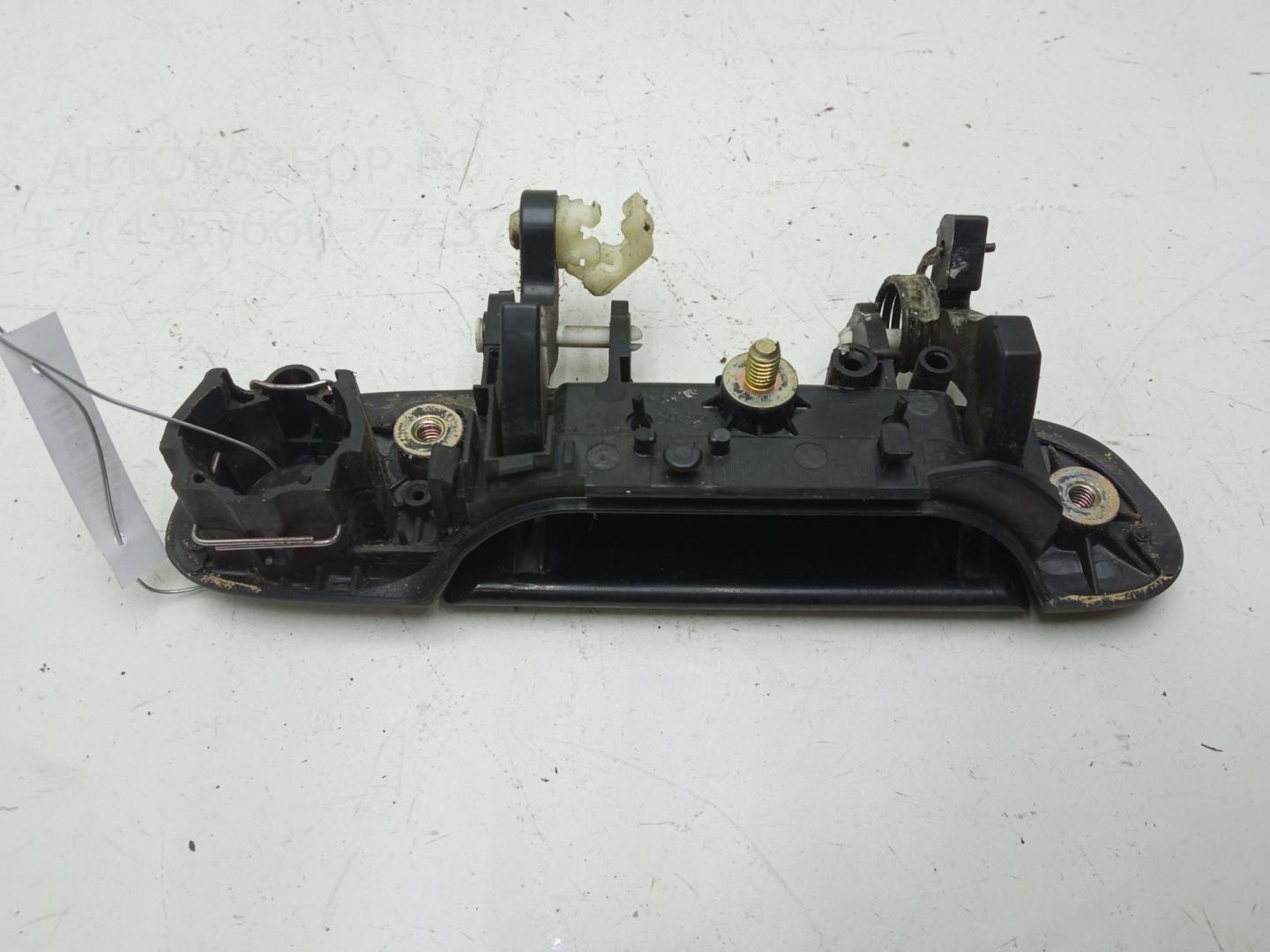 Ручка двери передней наружная левая