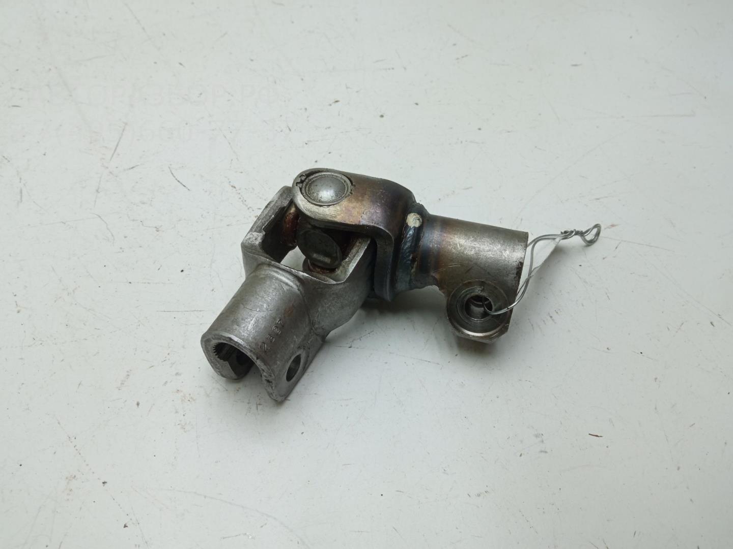 Кардан рулевой