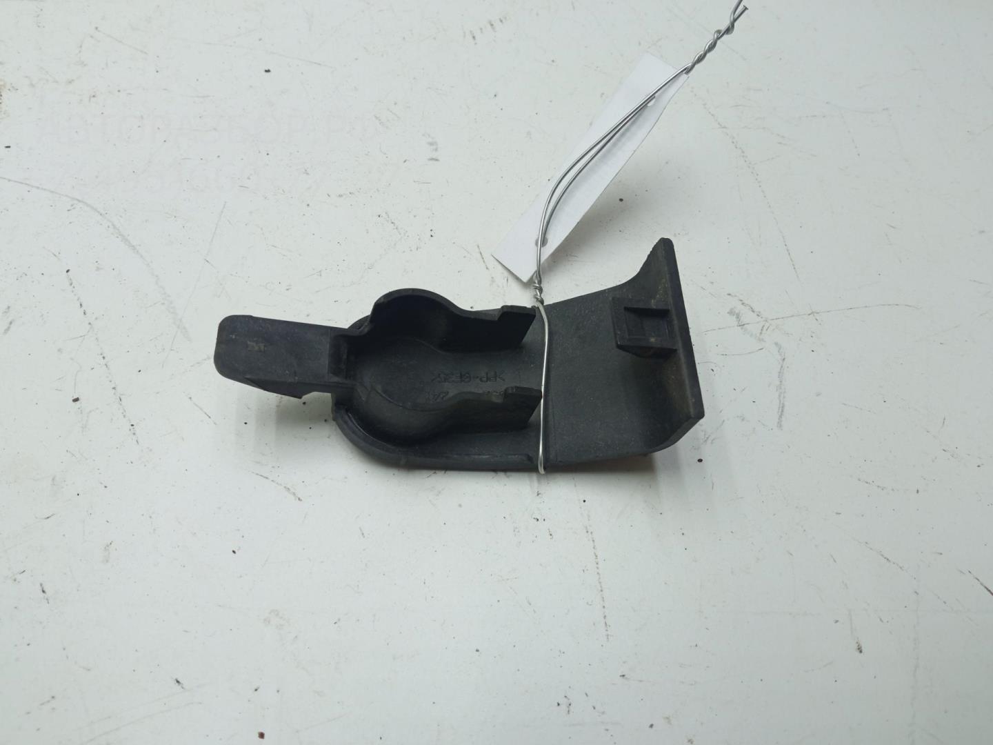 Кронштейн радиатора