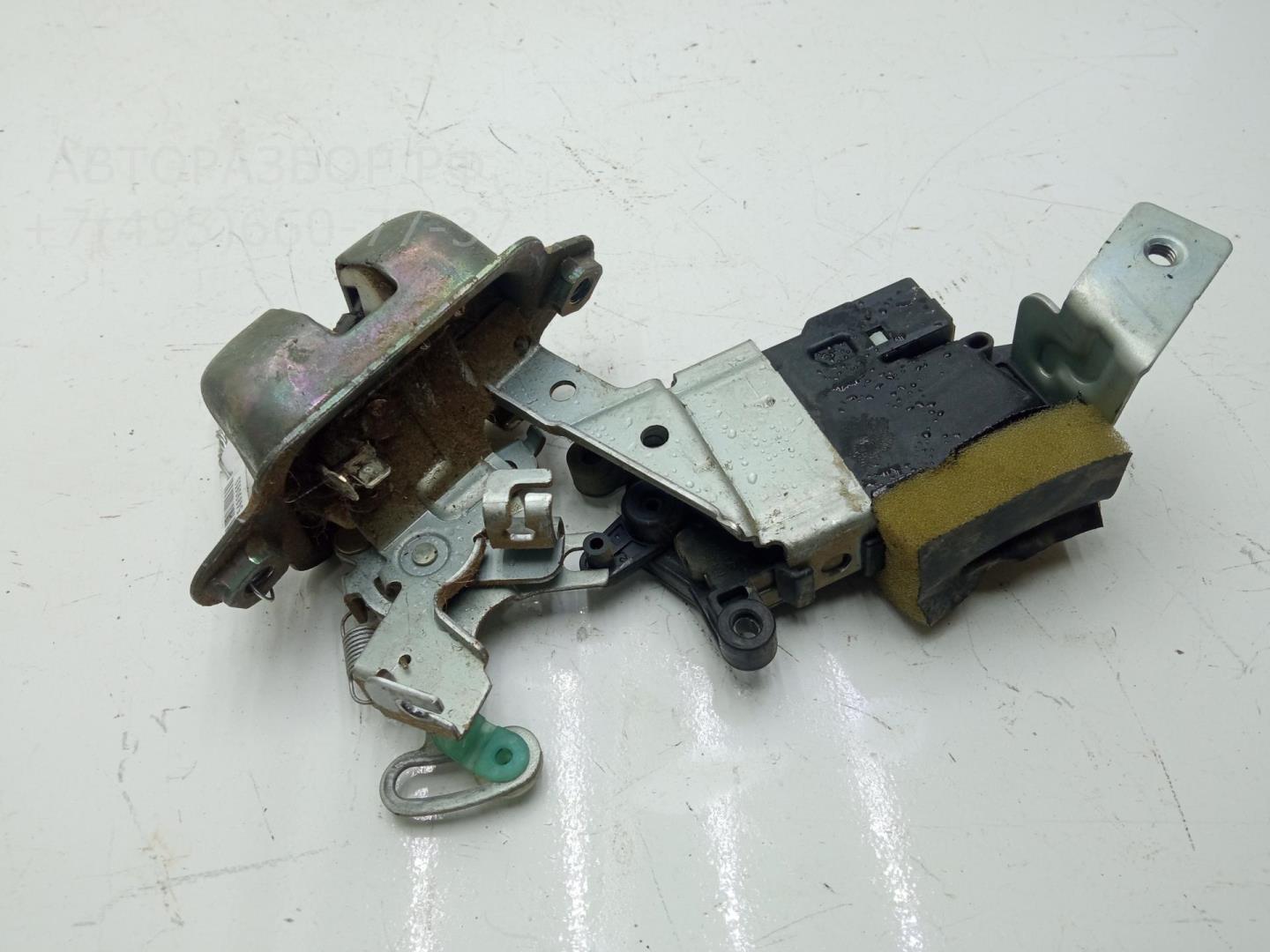 Замок багажника