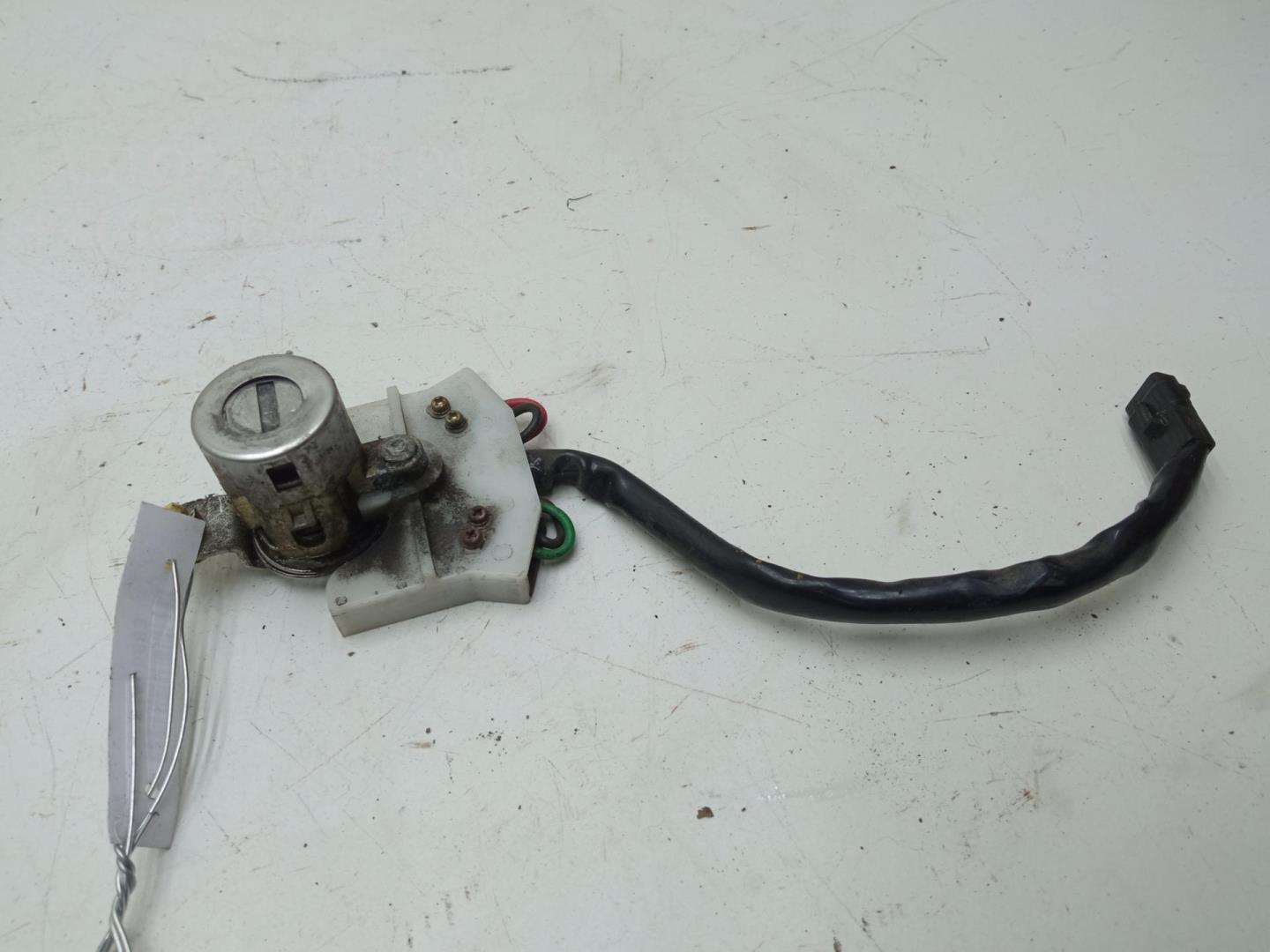 Вставка замка двери