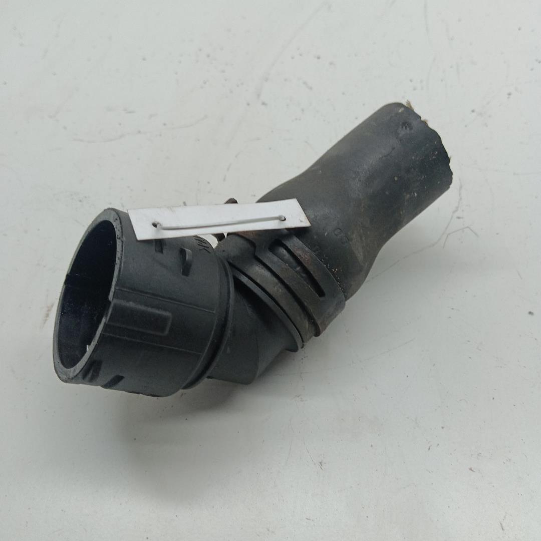 Патрубок радиатора