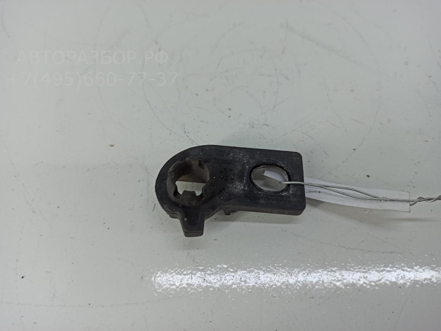 Крепеж фары