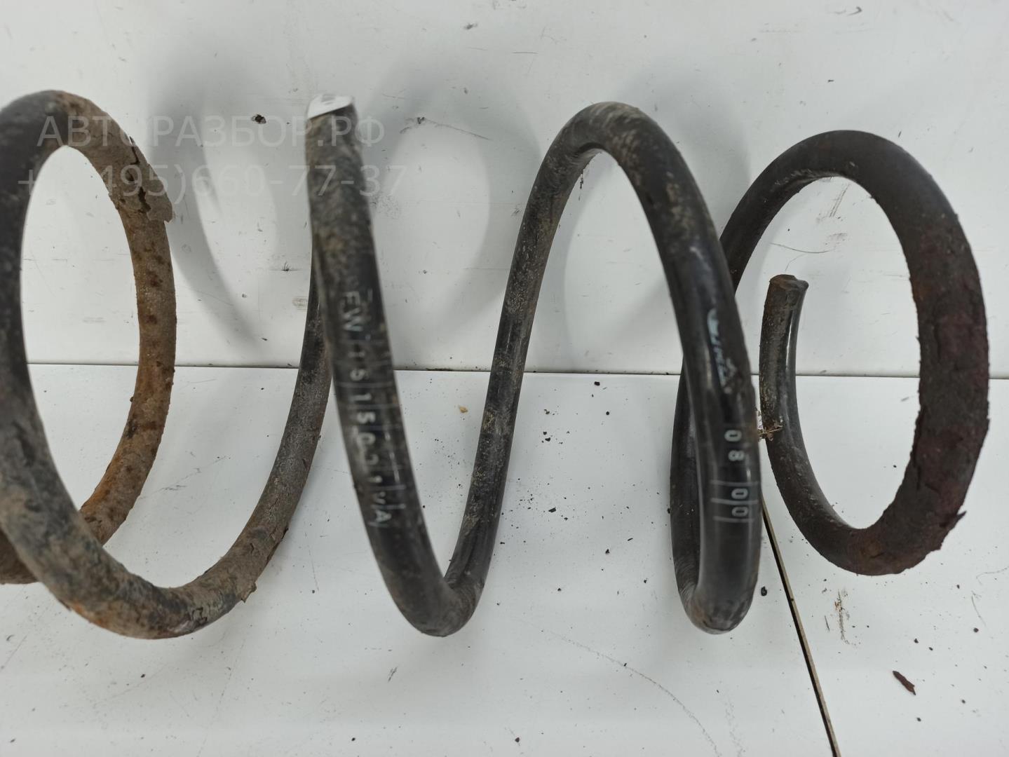 Пружина передняя