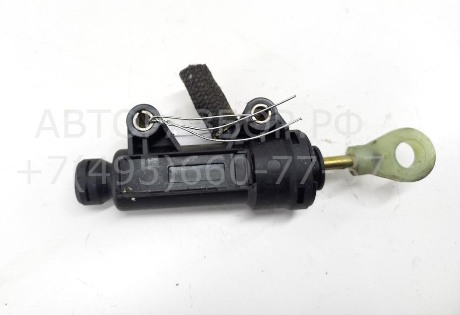 Цилиндр сцепления главный