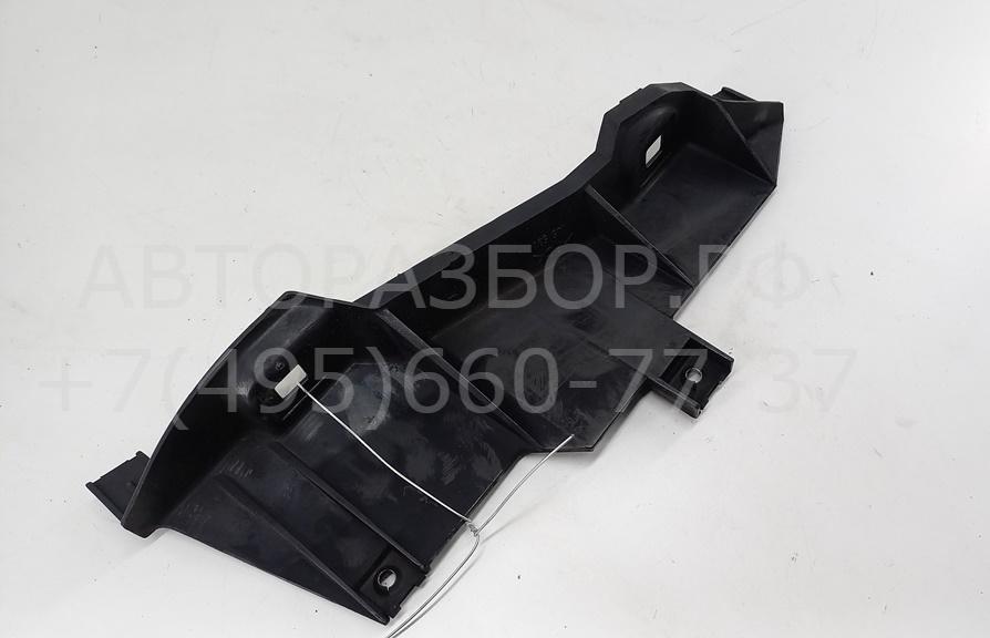 Крепеж фары