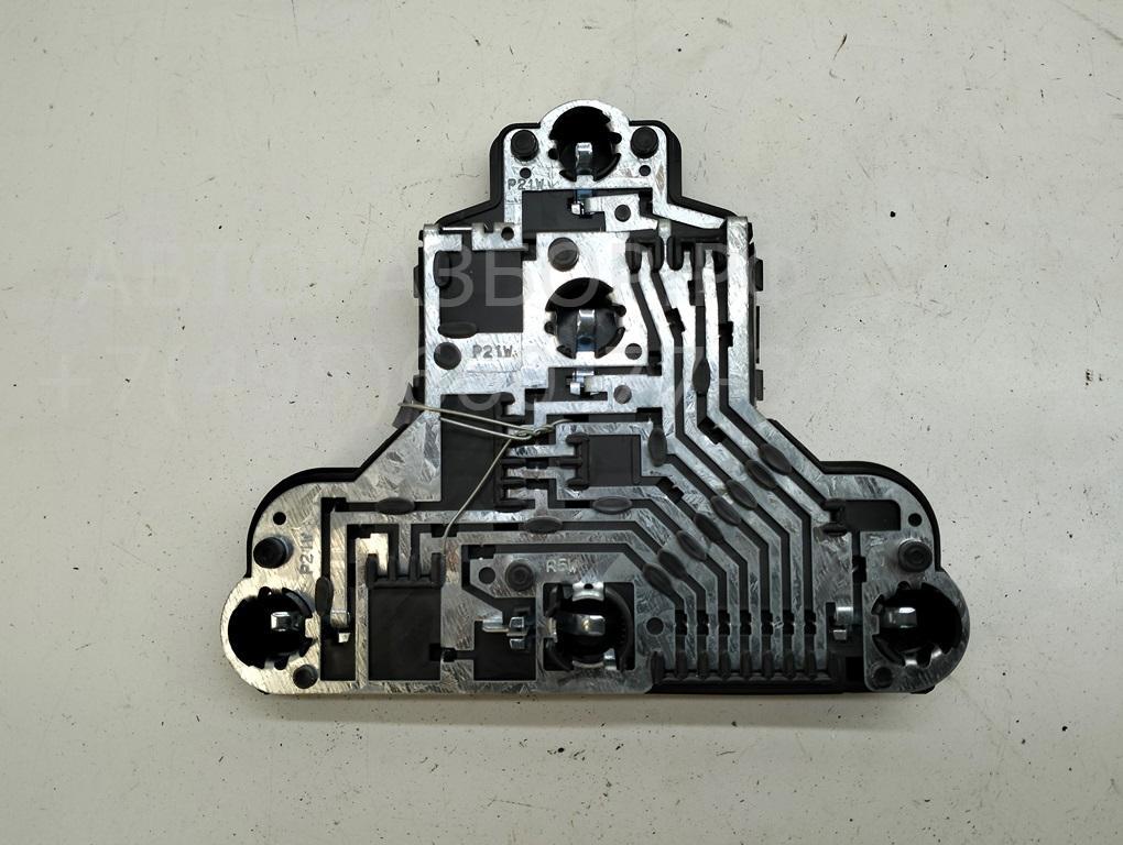 Плата заднего фонаря левого