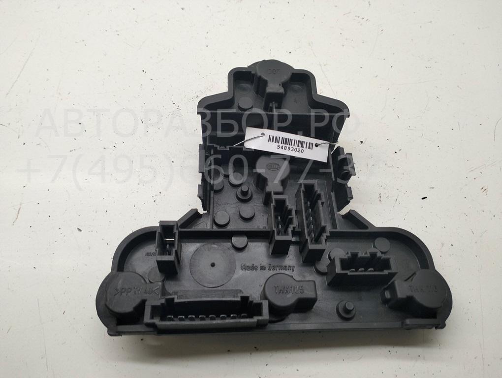 Плата заднего фонаря левого