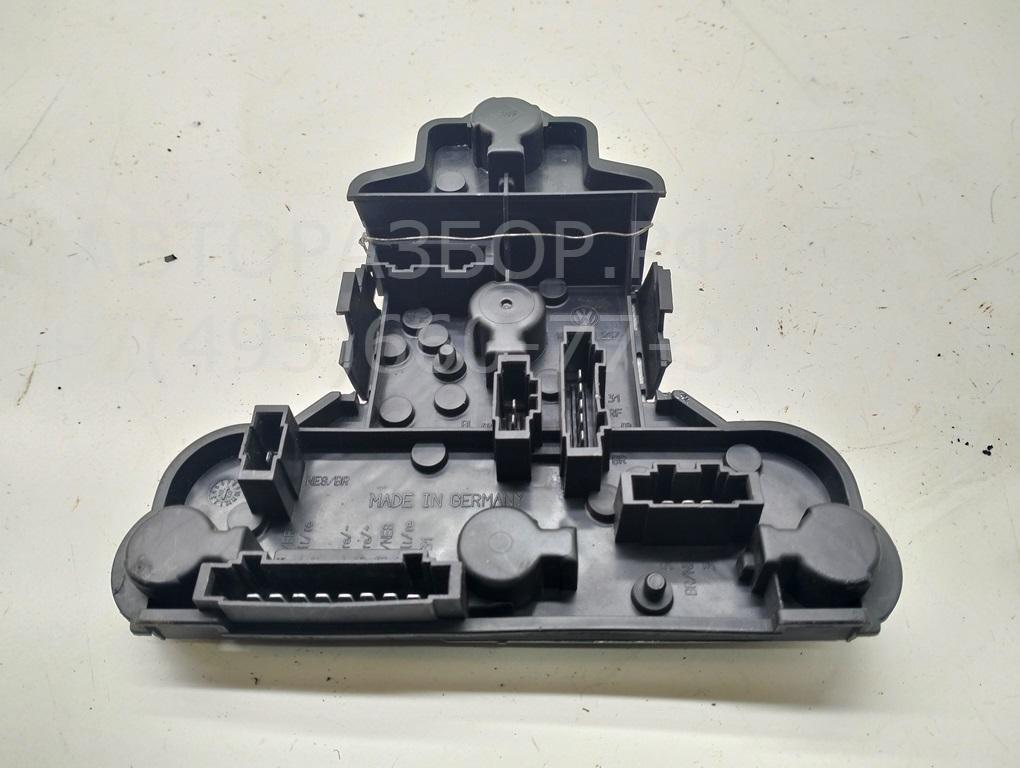 Плата заднего фонаря правого