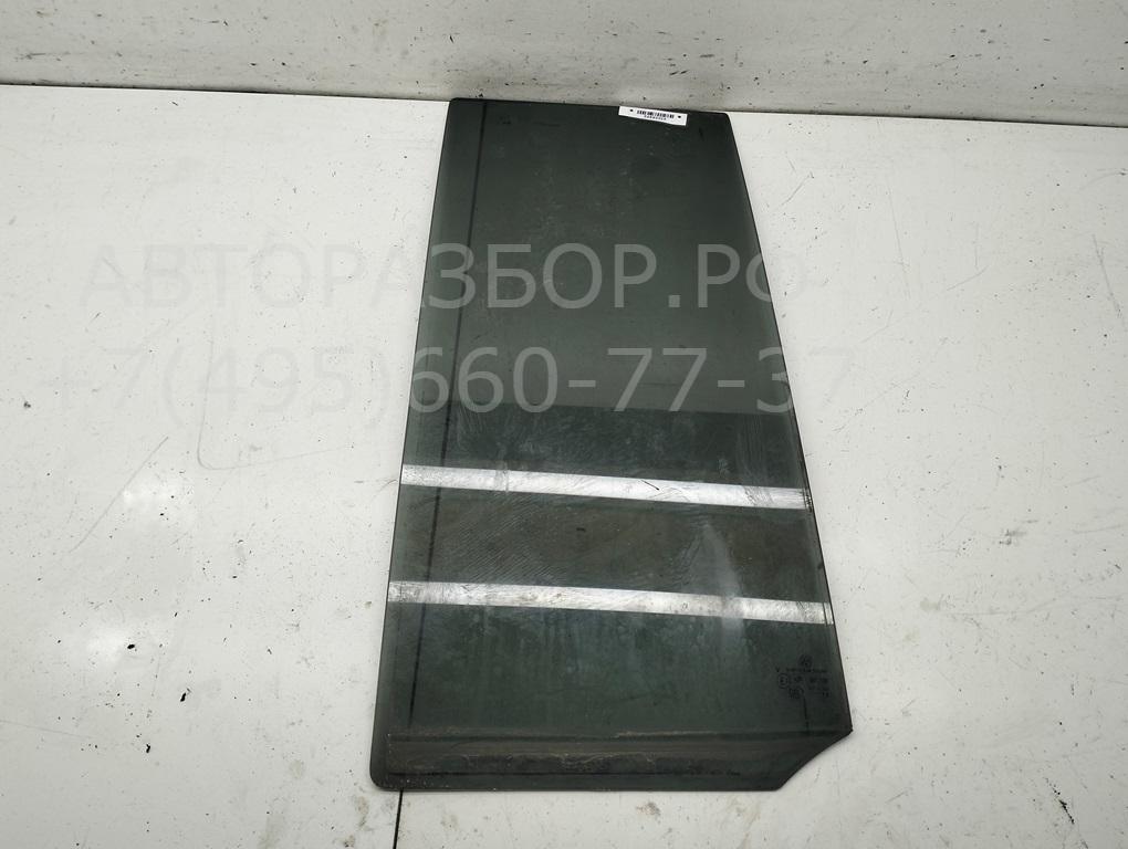 Стекло двери задней левой (форточка)