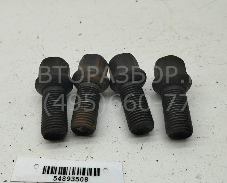 Болт колесный