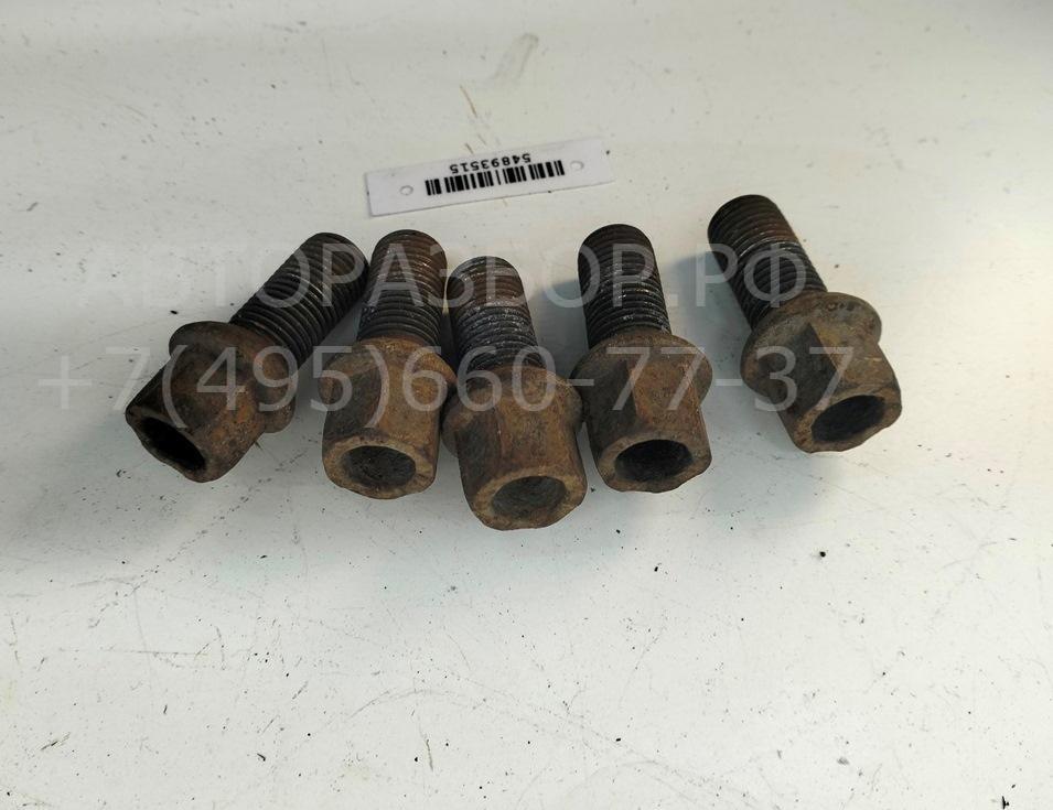 Болт колесный