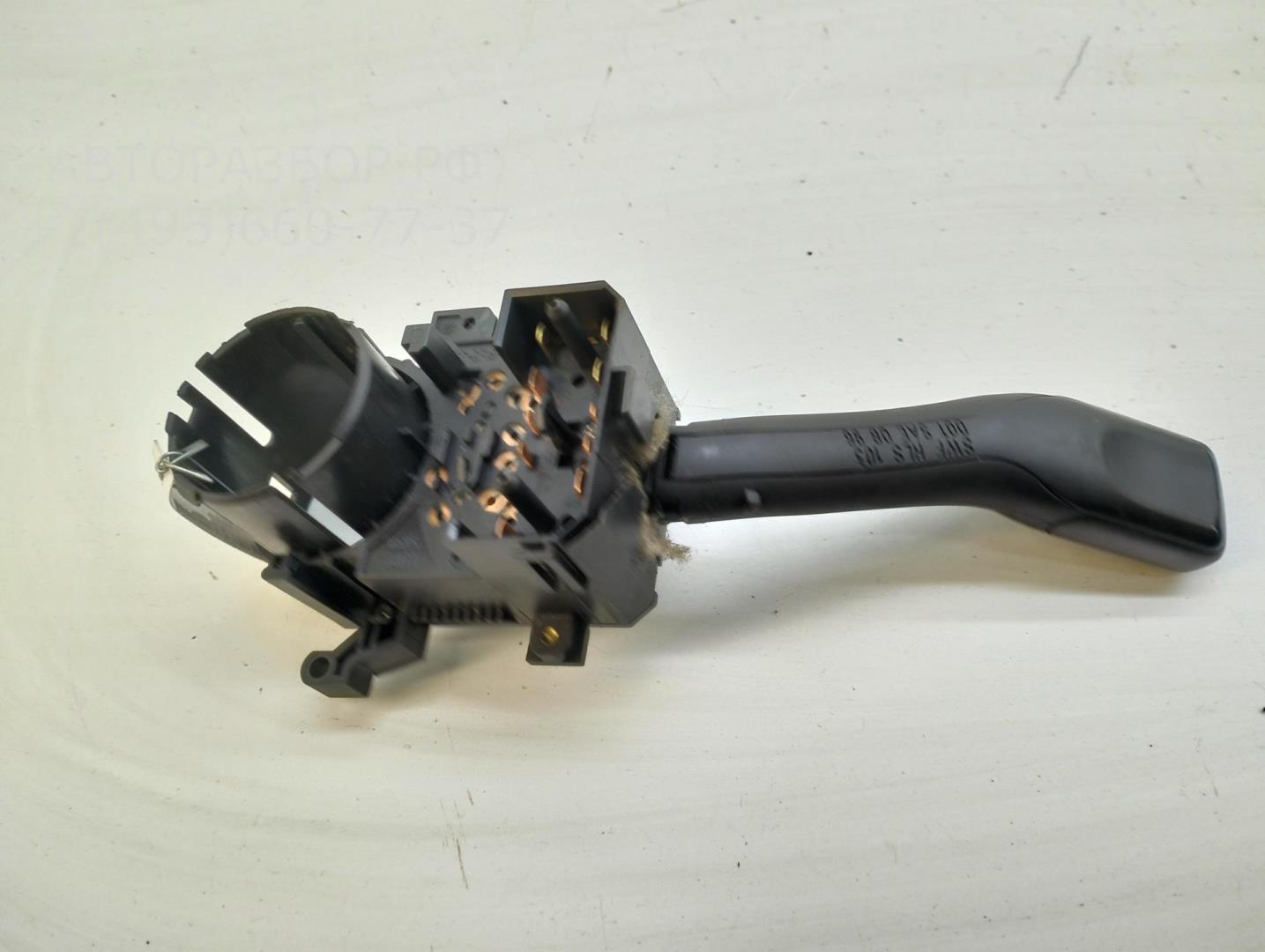 Переключатель поворотов подрулевой