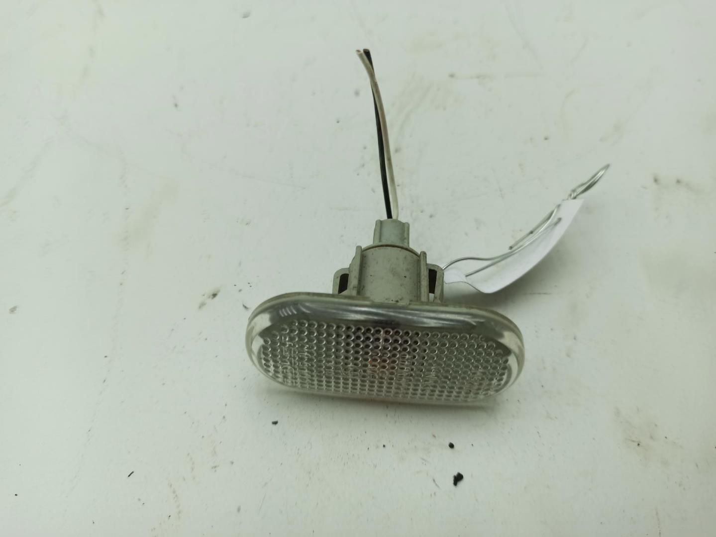 Указатель поворота правый