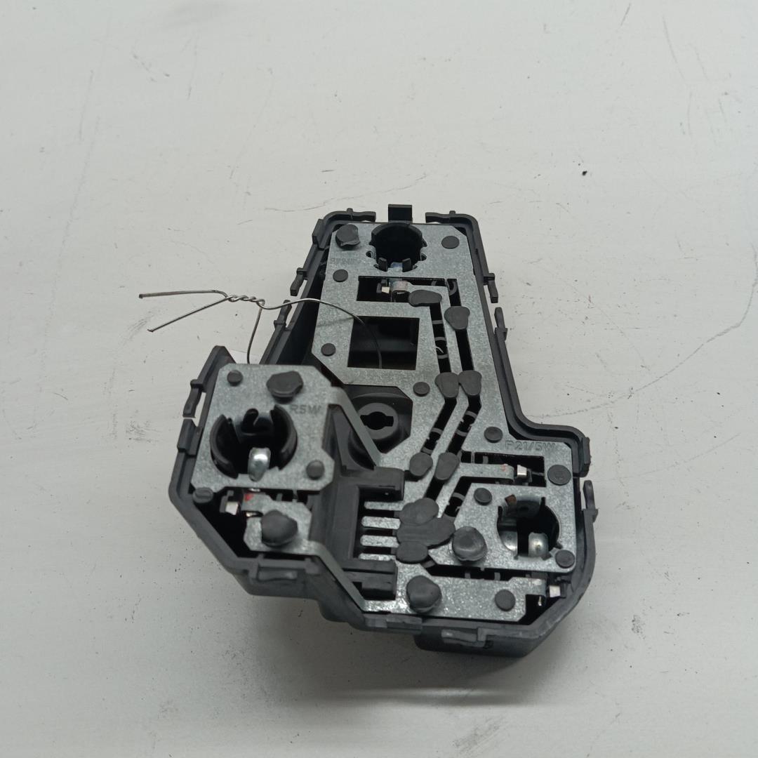 Плата заднего фонаря правого